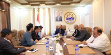 وزير النقل  يناقش  أوضاع ميناء الوديعة البري