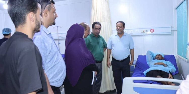 اللجنة الوطنية تحقق ميدانياً في وقائع الاستهداف الأخير الذي طال ميناء ومدينة المخا