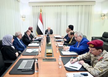 مجلس الدفاع الوطني يشيد بالالتفاف الشعبي حول القوات المسلحة ويتوعد بمزيد من عمليات الردع الموجعة