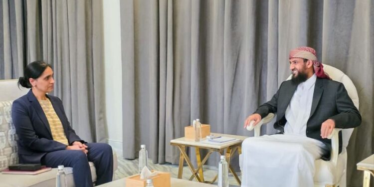 المحرّمي: تحقيق السلام والاستقرار في اليمن يبدأ باستعادة الدولة ومؤسساتها