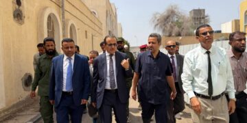 الحالمي وبحيبح يفتتحان مشاريع صحية وحيوية في لحج