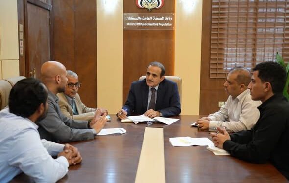 وزير الصحة يبحث  تطوير فرق الطوارئ الطبية الوطنية وتعزيز جاهزية القطاع الصحي للاستجابة للكوارث