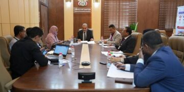 وزير الصحه  يناقش مستجدات الأوضاع الوبائية وتعزيز الاستجابة الصحية