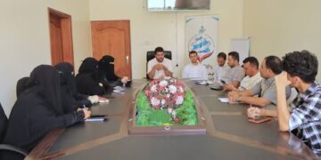 الوحدة التنفيذية للنازحين بمأرب تبحث  تعزيز الرصد والاستجابة لقضايا المدنيين