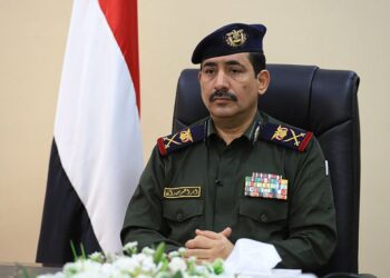 وزير الداخلية يبحث مع السفيرة الانجليزيه سبل تعزيز التعاون الأمني
