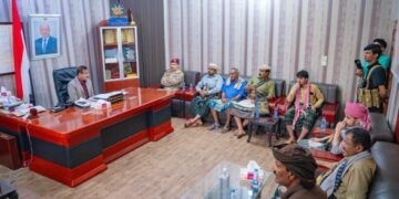 محافظ شبوه يؤكد دعمه  للمشاريع الخدمية والتنموية بمديريتي بيحان والصعيد.
