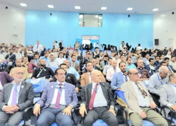 محافظ تعز يدشن أعمال الملتقى العلمي الجراحي الأول