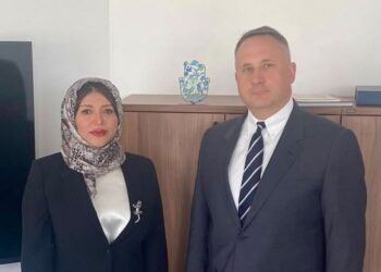 السفيرة مجلي تبحث مع مسؤول بولندي التهديدات الحوثية في البحر الأحمر