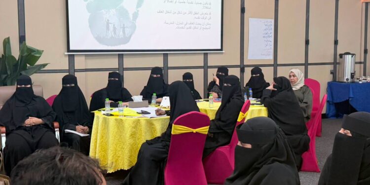 محاضرة تدريبية للكوادر الطبية تتناول آليات التعامل مع حالات العنف ضد الأطفال