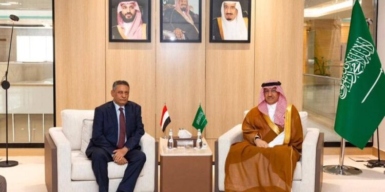 وزير التعليم العالي يبحث مع نظيره السعودي تعزيز التعاون الأكاديمي وتفعيل المنح الدراسية