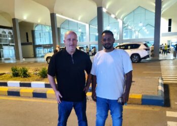تشكيل الجهاز الفني والاداري للمنتخب الاول