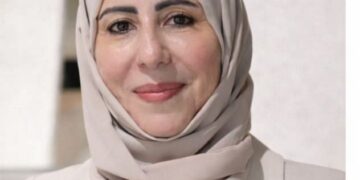 وزيرة الخارجية تبحث مع نظيرها الإيطالي تداعيات التصعيد الحوثي على أمن اليمن والمنطقة