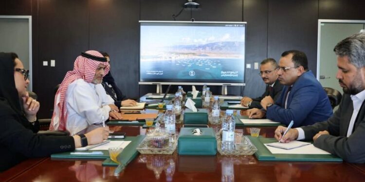 السقطري يبحث مع البرنامج السعودي تعزيز التعاون في القطاعين الزراع والسمك