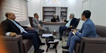 وزير التخطيط   يناقش آلية التعاون والتنسيق مع وزارة الإدارة المحلية