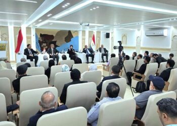 وزيرة الخارجية تؤكد الحرص على تطوير الأداء القنصلي وتعزيز التواصل مع الجاليات اليمنية