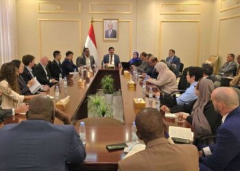 اللجنة الوطنية للتحقيق تستعرض مع السفراء اوضاع حقوق الإنسان في اليمن
