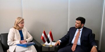 عبدالله العليمي يبحث مع وزيرة خارجية النمسا مستجدات الأوضاع في اليمن