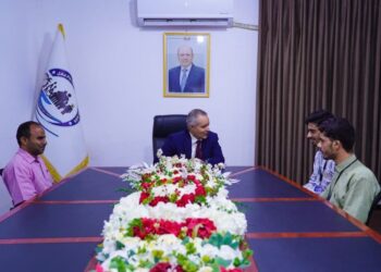 وزير الشؤون الاجتماعية يكرّم الطالب الكفيف ماجد نجيب ويشيد بدور جمعية المكفوفين بلحج