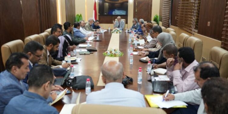 وزير الصحة يوجّه بتوحيد التخطيط الصحي وتعزيز التكامل  لتنفيذ الاستراتيجية الوطنية