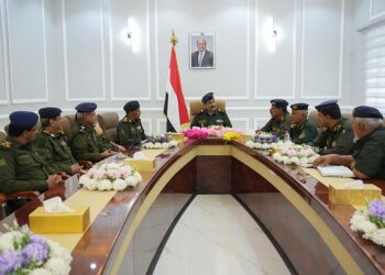 وزير الداخلية يؤكد رفع الجاهزية الأمنية وتعزيز حماية المدن والمديريات المحررة