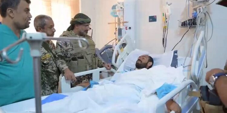 طارق صالح: القوات المسلحة كسرت المخطط   الإيراني للسيطرة على باب المندب