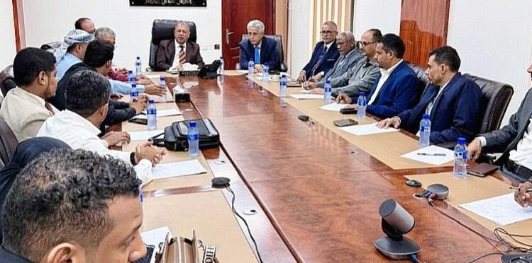 رئيس مجلس القضاء   يحث القضاة المعينين حديثًا في عدن ولحج  على سرعة إنجاز القضايا