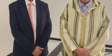 السفير الأصبحي  يبحث مع  مدير الخزانة الملكية للمخطوطات المغربية تبادل الخبرات
