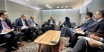 وزيرة الخارجية تبحث مع الأمين العام لمنظمة التعاون الإسلامي مستجدات الأوضاع في اليمن