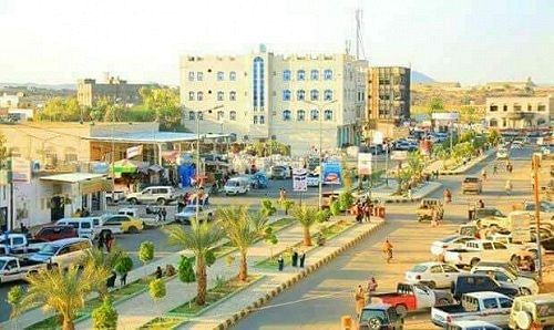 استشهاد 3 أطفال بينهم رضيع وإصابة 6 مدنيين بقصف حوثي للنازحين في مفرق حريب بمأرب
