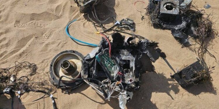 القوات المسلحة تسقط مسيّرات حوثيه وتسيطر على مواقع جديدة في  حيفان  بتعز