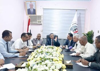 وزير التعليم العالي يناقش تعزيز التنسيق والتكامل بين مختلف قطاعات الوزارة