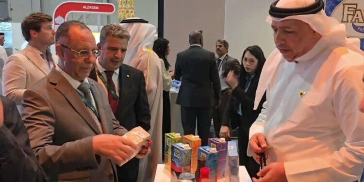 وزير الصناعة يؤكد أهمية تعزيز الشراكة بين القطاع الخاص اليمني و الخليجي
