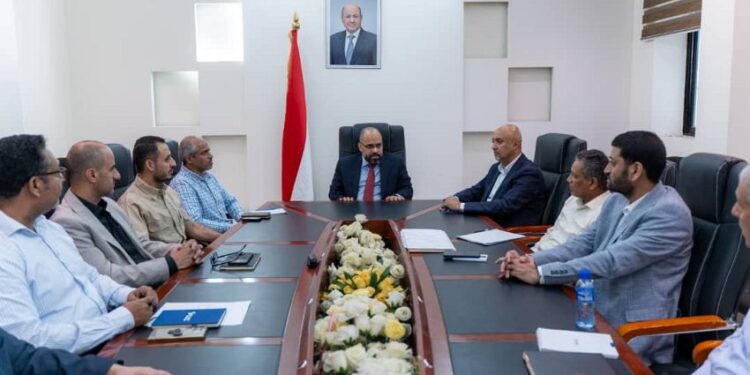 إجتماع يناقش سير العمل ومستوى الجاهزية في قطاعات وزارة الإتصالات وتقنية المعلومات