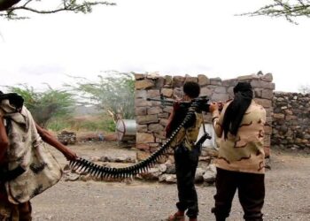 مقتل واصابة 80 عنصراً حوثياً  في جبهة الأقروض جنوب تعز