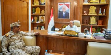 الخنبشي يطلع على نشاط اللجنة الإدارية العليا لحصر وتنظيم الموارد البشرية بوزارة الداخلية