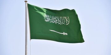 السعودية تجدد دعمها للمجلس  الرئاسي والحكومة لإنهاء الانقلاب الحوثي