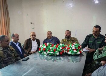 محافظ الضالع  يناقش المستجدات وتعزيز مواجهة الخلايا المشبوهة
