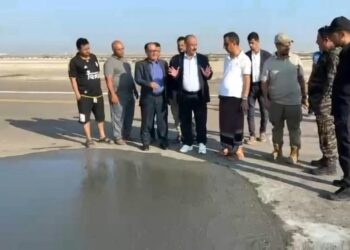 وزير النقل يعلن استئناف نشاط مطار عدن الدولي عقب توقفه جراء القصف الحوثي