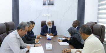وزير التخطيط يبحث مع المفوضية السامية تعزيز التدخلات الانسانية ومشاريع دعم النازحين