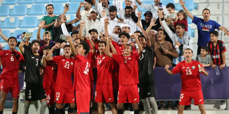 منتخب الناشئين يفوز على نظيره العراقي بثنائية في مستهل مشاركته بكأس الخليج
