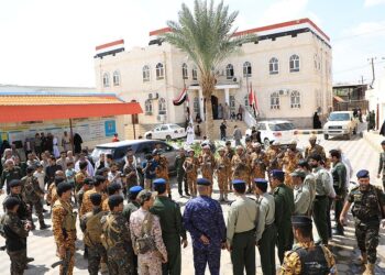 لجنة من وزارة الداخلية تطّلع على مستوى الجاهزية الأمنية بمأرب
