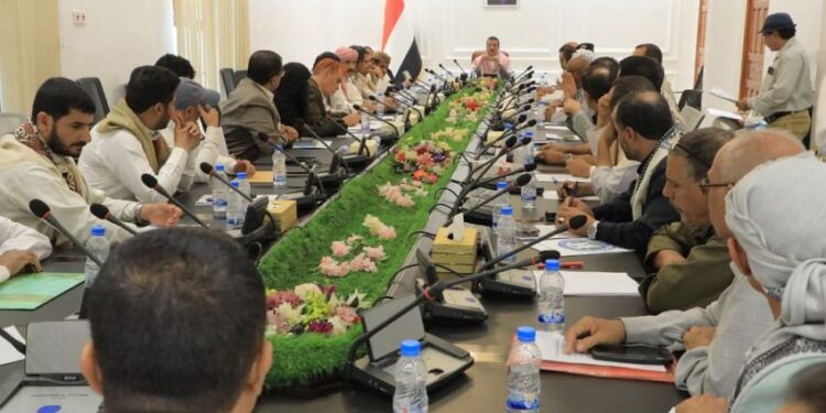 السلطات المحلية والمكونات السياسية تدعم القوات المسلحة في معركة الوطن