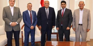 مشدب يعرض علي مجلس حقوق الانسان المصري الاوضاع في اليمن
